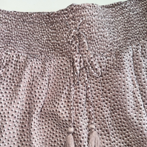 Aerie Women’s Gauze Light Weight Jogger - Picture 9 of 14